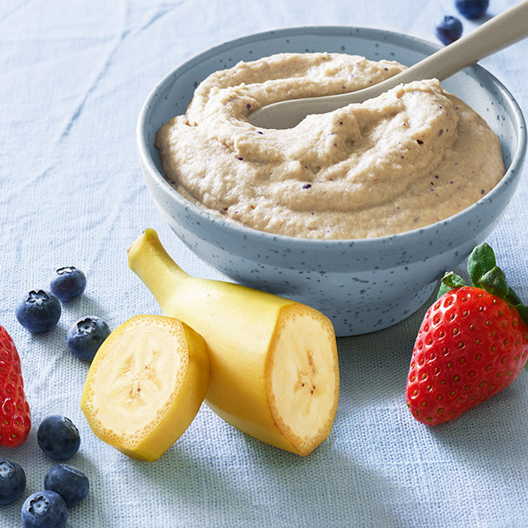 Porridge with fruit